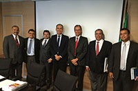 Marcelo Guerra, Superintendente do SINDAÇÚCAR, em reunião com o Ministro da Integração Nacional, Engenheiro Francisco Teixeira e Fornecedores de Cana /></a><br/>
                                <a href=