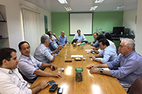 
Renato Cunha, Presidente, e Plinio Nastari da Datagro/SP em palestra e reunião de trabalho com os Associados no SINDAÇÚCAR/PE, dia 16/janeiro/2017