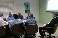 
Na sede do SINDAÇÚCAR/PE, o Presidente Renato Cunha recebe para reunião de planejamento, com a presença dos produtores de etanol do nordeste com a participação dos estados</br> de Pernambuco, Alagoas, Paraíba, Rio Grande do Norte e Piauí, dia 19/fevereiro/2018
