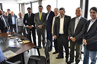 
Reunião realizada na FIEPE, com a presença de Renato Cunha, Presidente do SINDAÇÚCAR/PE e lideranças do setor com foco na manutenção do emprego, dia 16/março/2018