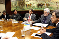 Ministro Mauro Borges, Deputado Pedro Eugênio, Renato Cunha, Eduardo Farias e Gilberto Tavares de Melo. 