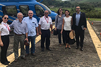 
Renato Cunha, Presidente do SINDAÇÚCAR/PE, acompanhando a Consumidor da Alemanha, Sra. Maria Könning e Assessor, Sr. Bernardo Fialho, em visita técnico-institucional a topografia<br> da Usina Trapiche em Sirinhaém/PE, dia 10/janeiro/2019